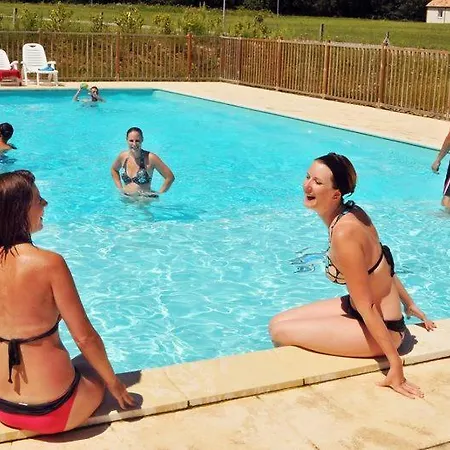 Le Saumon בית נופש Orist